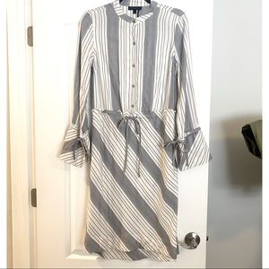 Donna Karen Small Navy Striped Bell Sleeve Dress